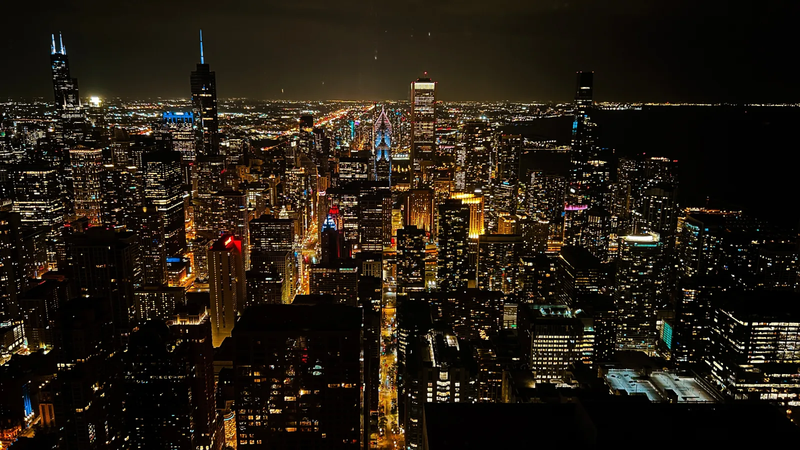 Chicago skyline at night